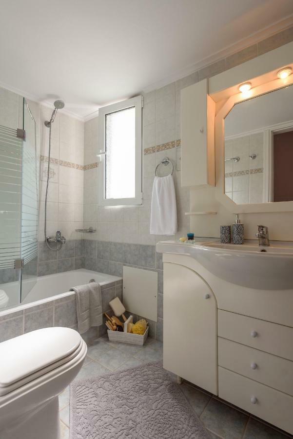 Full View In A Luxury House Kalamaki (Heraklion) Exterior foto